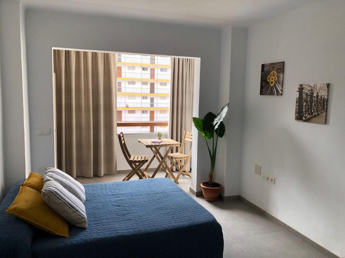Апартаменты Estudio Estrella Del Mar Торре-дель-Мар Экстерьер фото